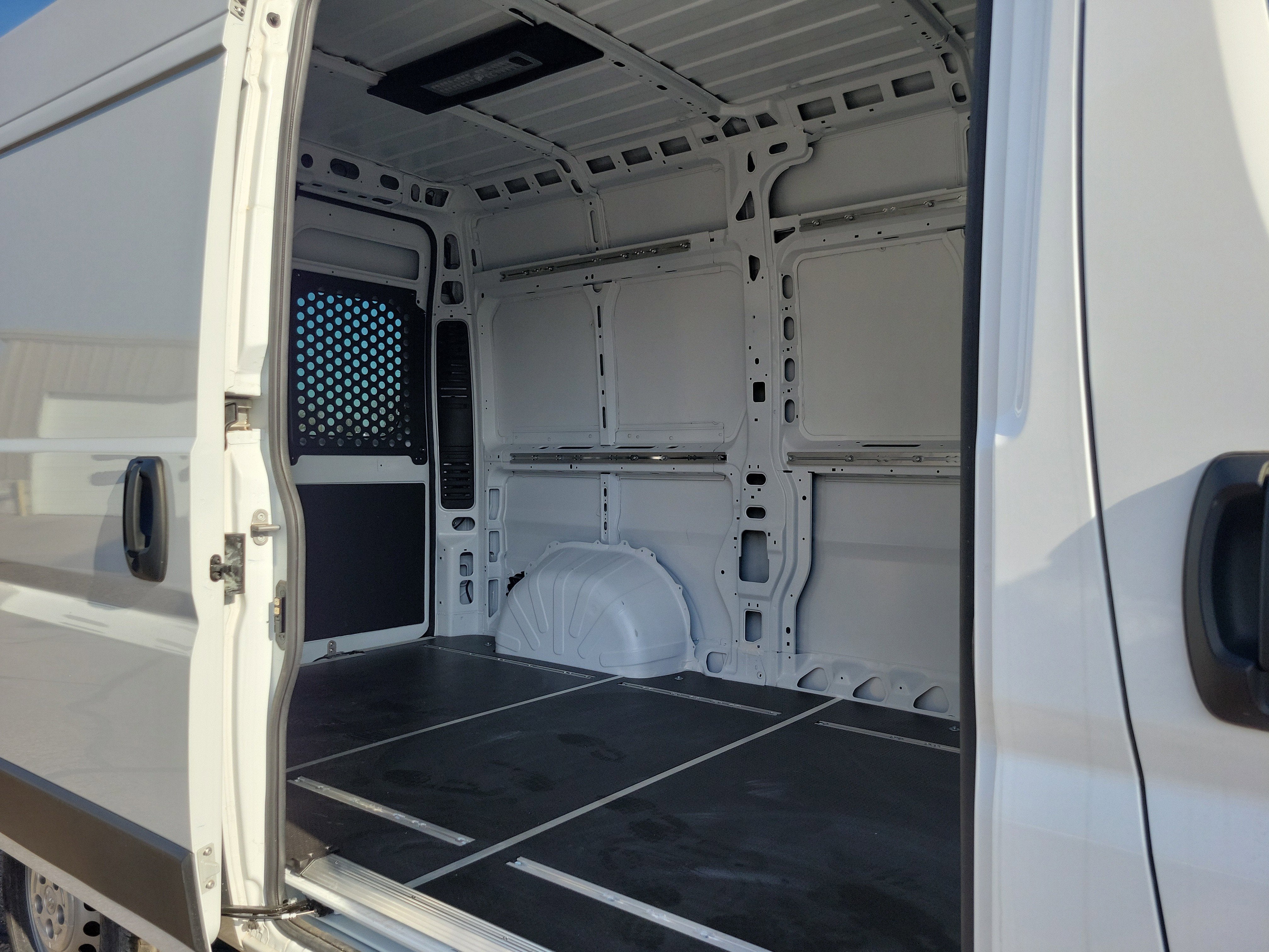2025 RAM ProMaster 2500 Cargo Van Tradesman High Roof 136' WB w/Pass Seat