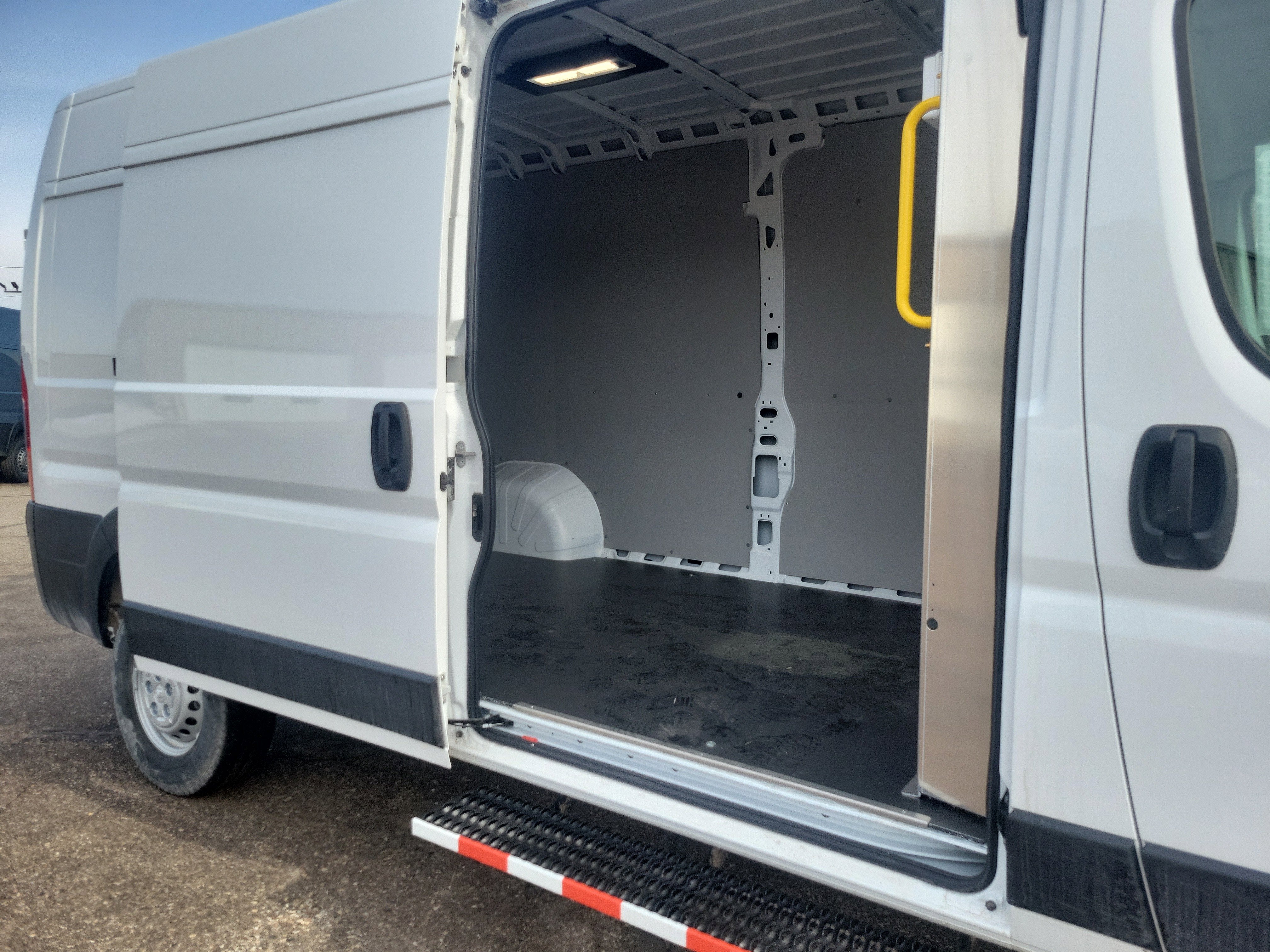 2025 RAM ProMaster 2500 Cargo Van Tradesman High Roof 159' WB w/Pass Seat