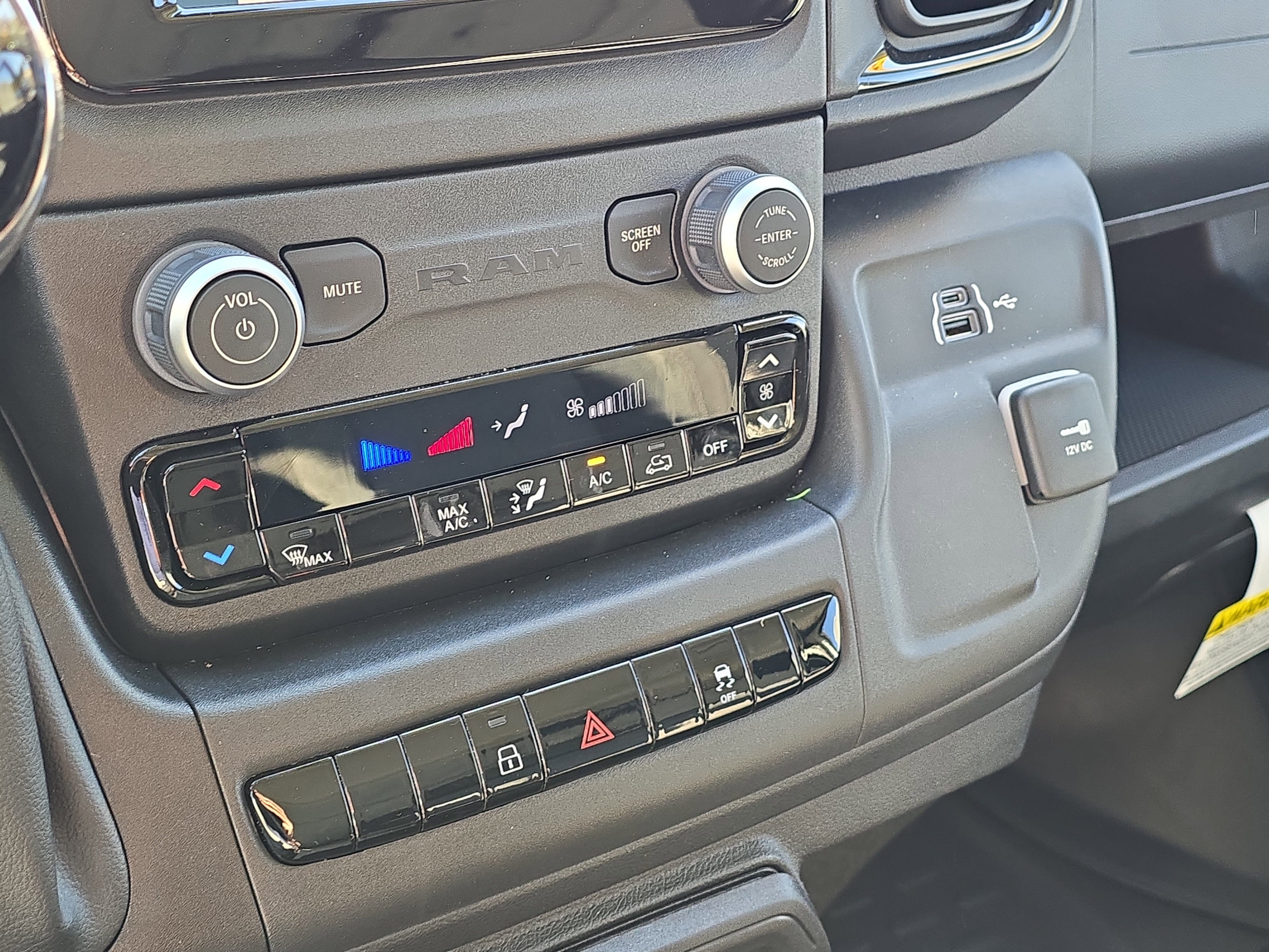 2025 RAM ProMaster 2500 Cargo Van Tradesman High Roof 159' WB w/Pass Seat