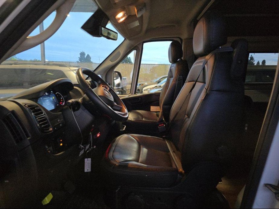 2023 Winnebago Roam 2500 High Roof 159" WB