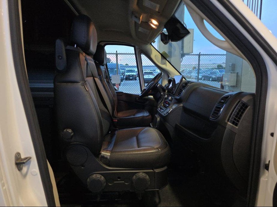 2023 Winnebago Roam 2500 High Roof 159" WB