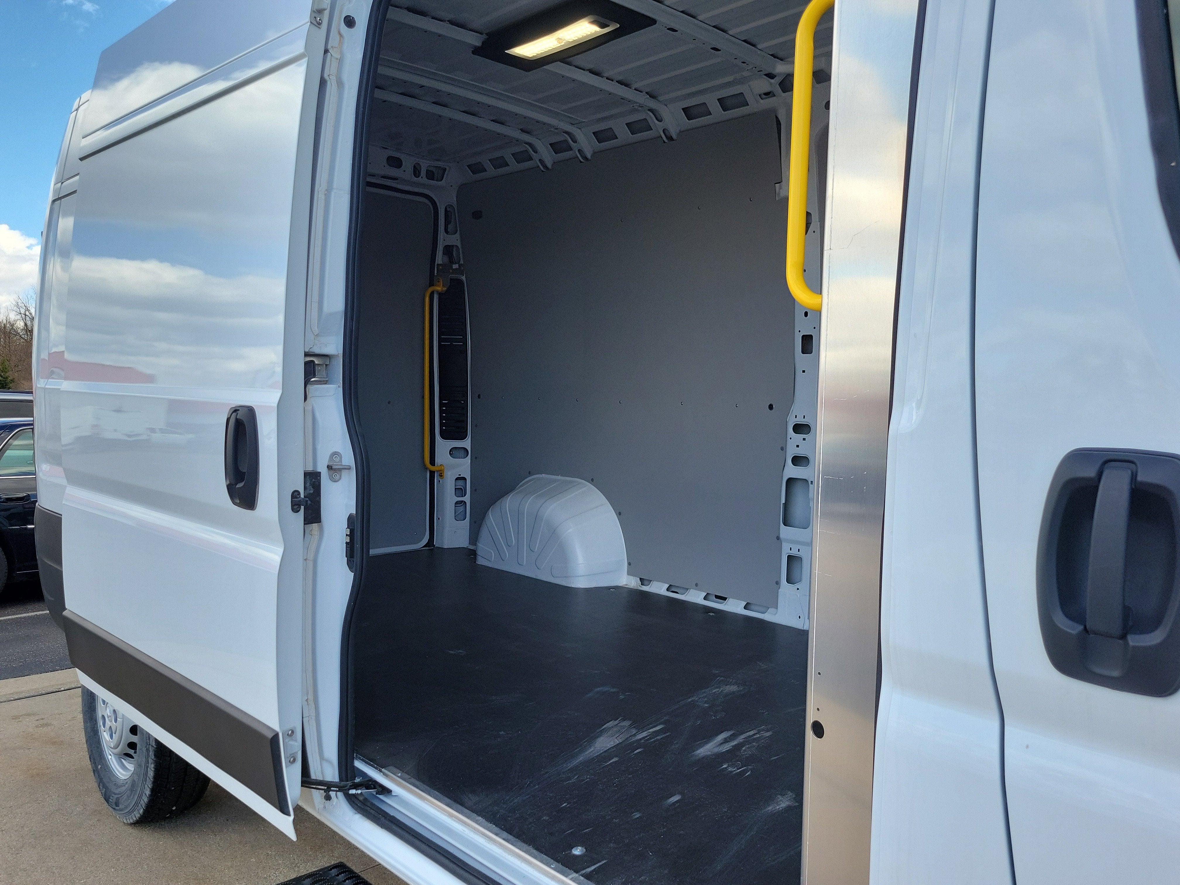 2025 RAM ProMaster 2500 Cargo Van Tradesman High Roof 159' WB w/Pass Seat