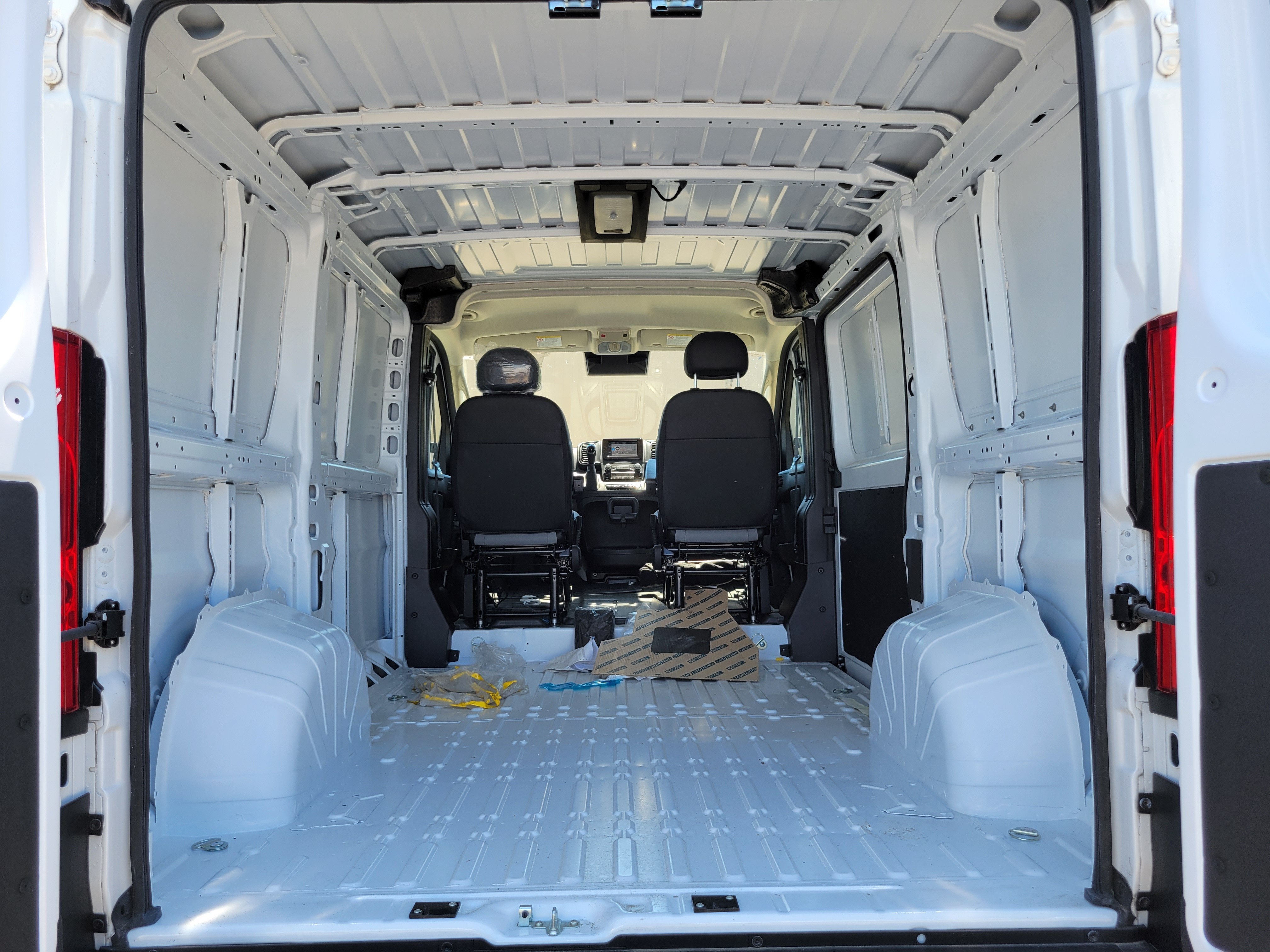 2024 RAM ProMaster 1500 Cargo Van Low Roof 118' WB w/Pass Seat