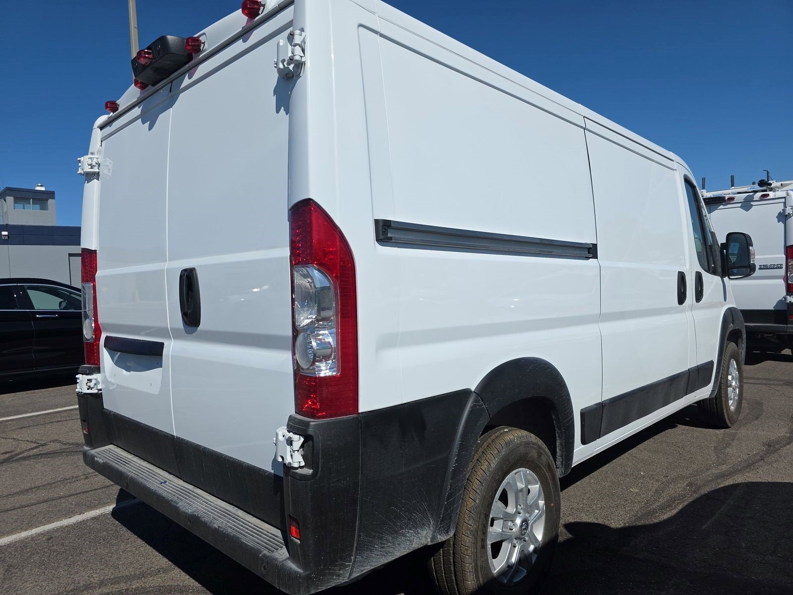 2025 RAM ProMaster 2500 SLT 136 WB Low Roof
