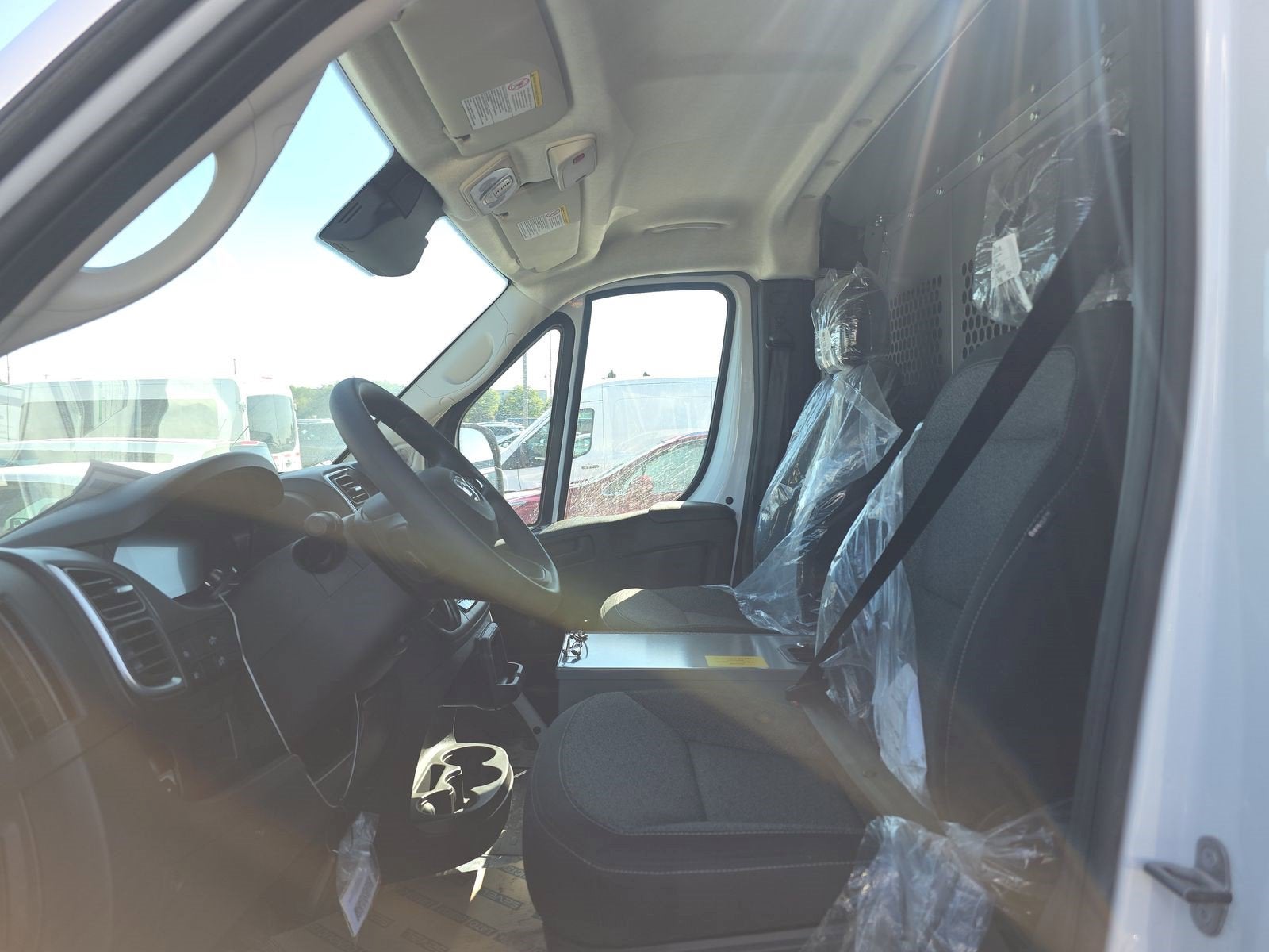 2025 RAM ProMaster 2500 SLT 136 WB Low Roof