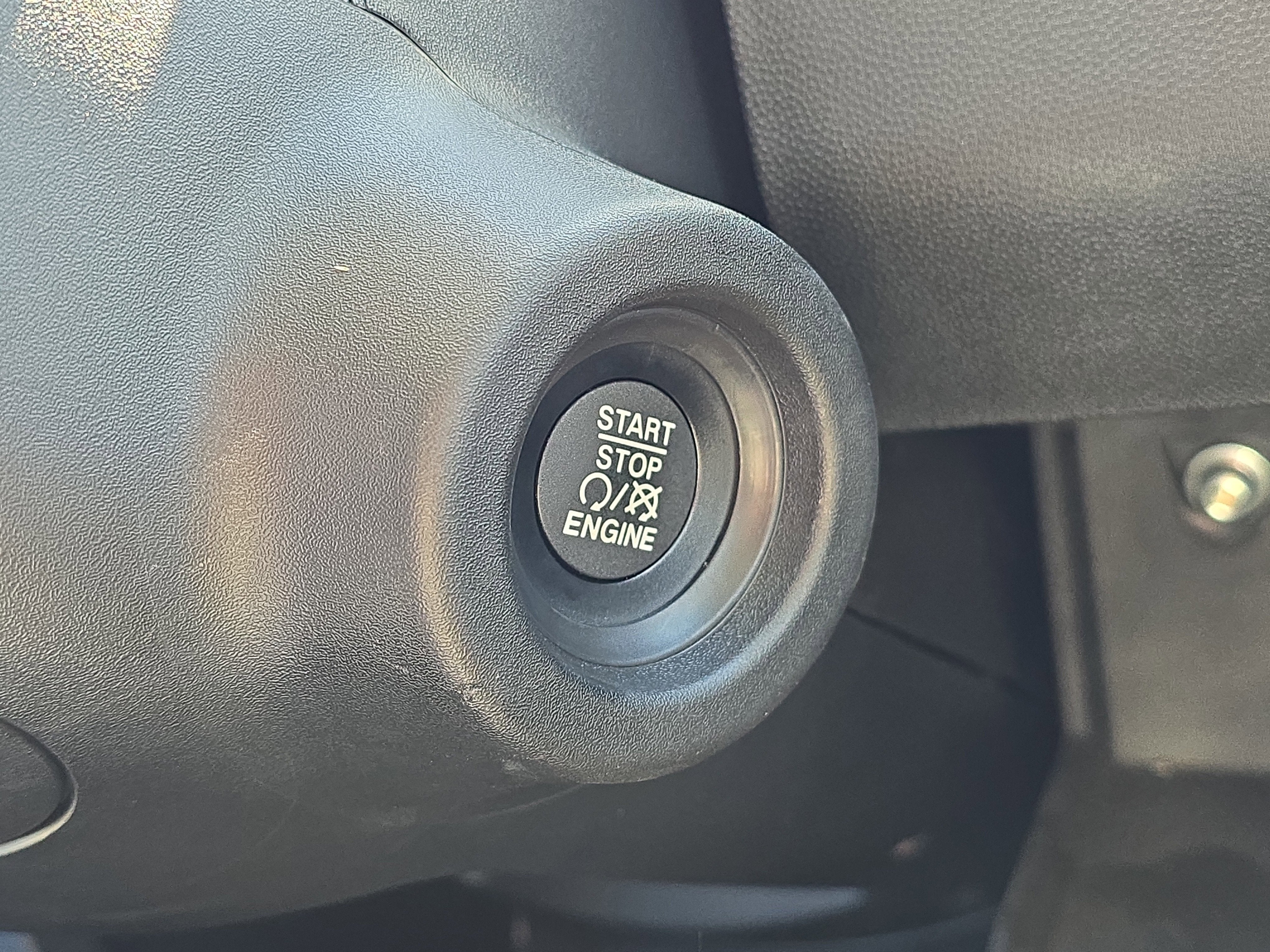 2025 RAM ProMaster 2500 Cargo Van SLT Low Roof 136' WB