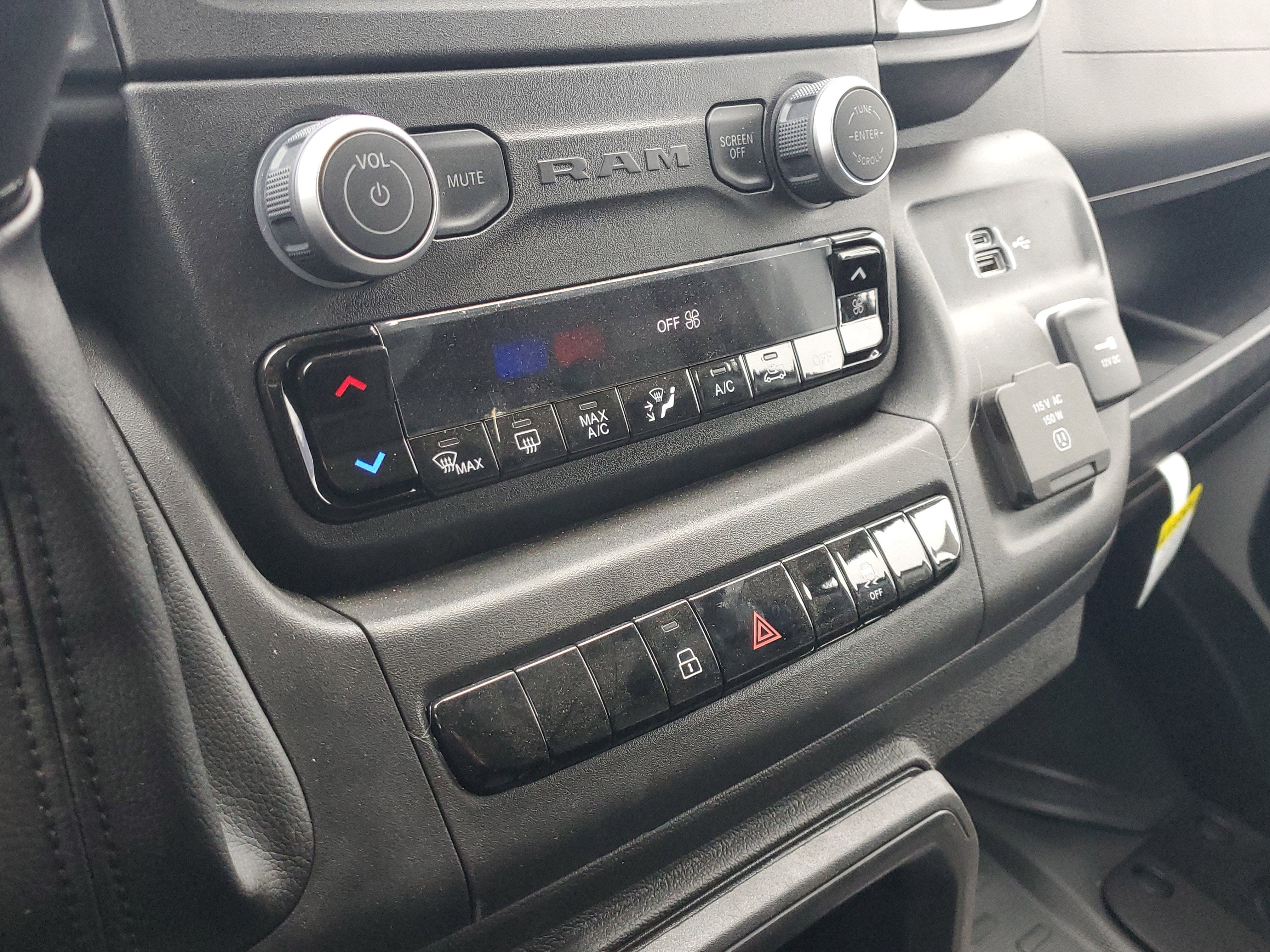 2025 RAM ProMaster 2500 Cargo Van SLT Low Roof 136' WB