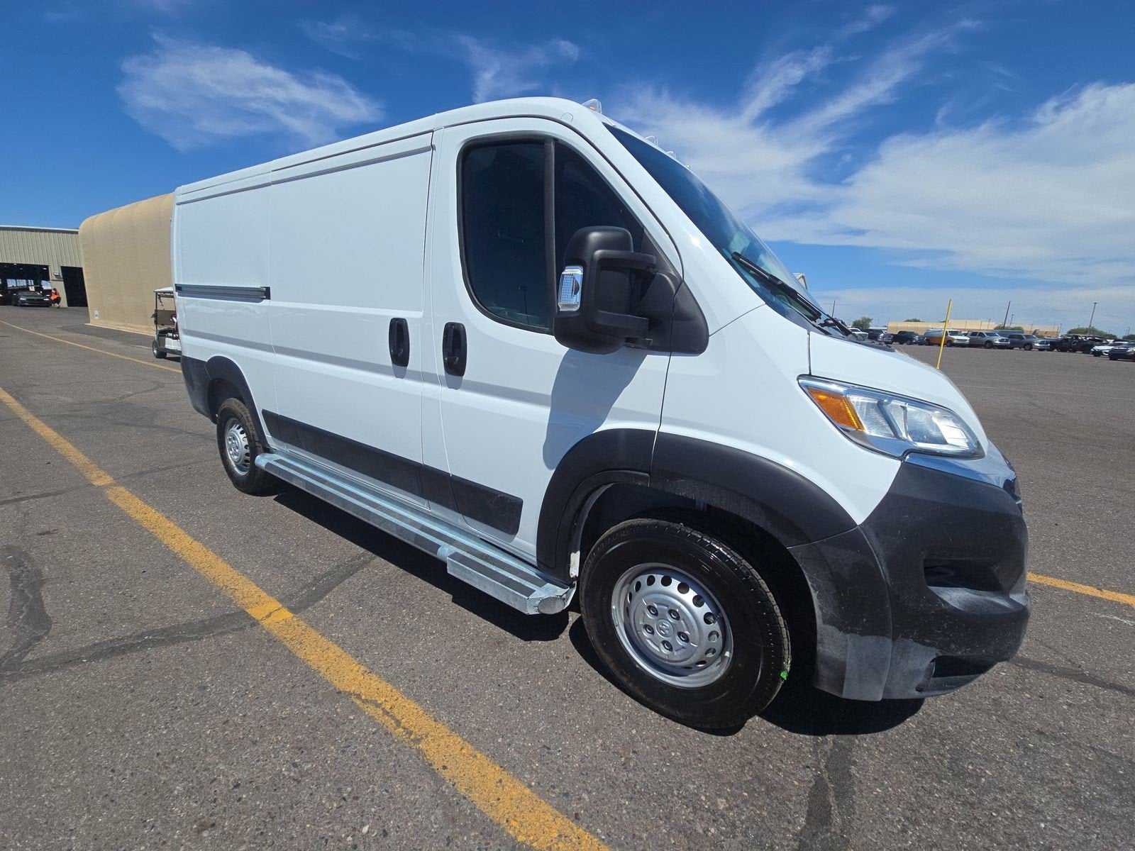 2025 RAM ProMaster 2500 Tradesman 136 WB Low Roof