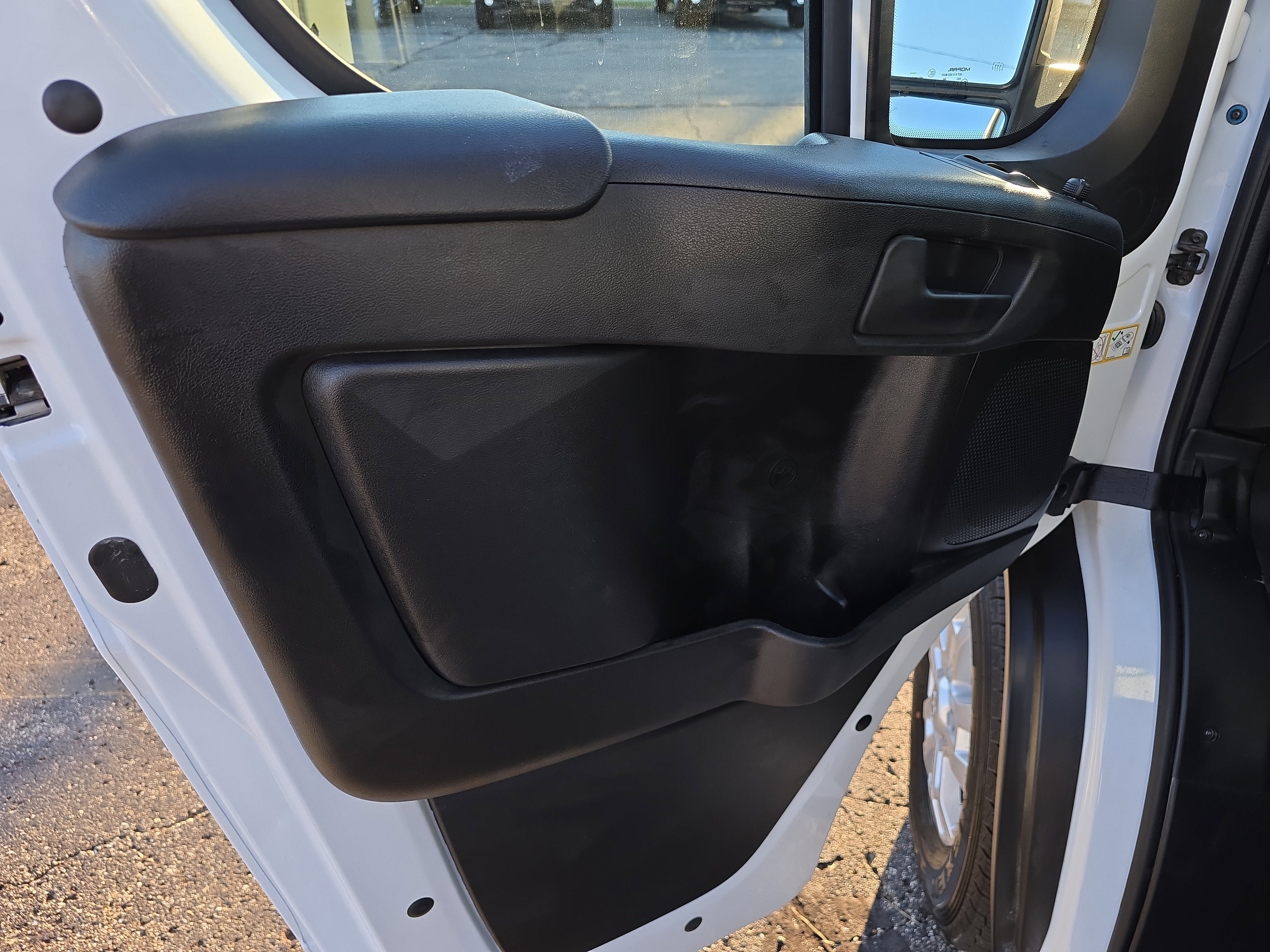 2025 RAM ProMaster 2500 Cargo Van SLT Low Roof 136' WB