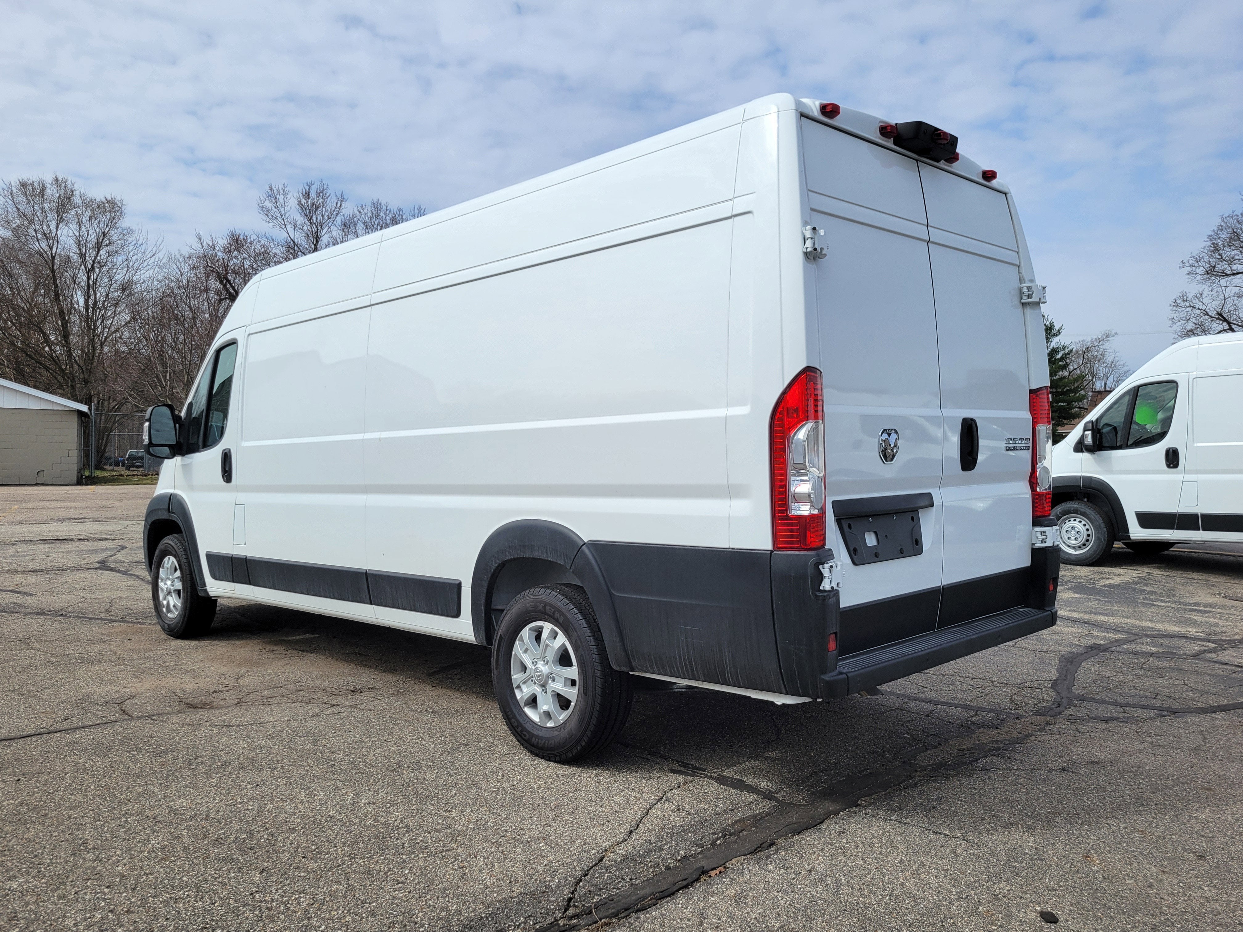 2025 RAM ProMaster 3500 Cargo Van SLT High Roof 159' WB EXT