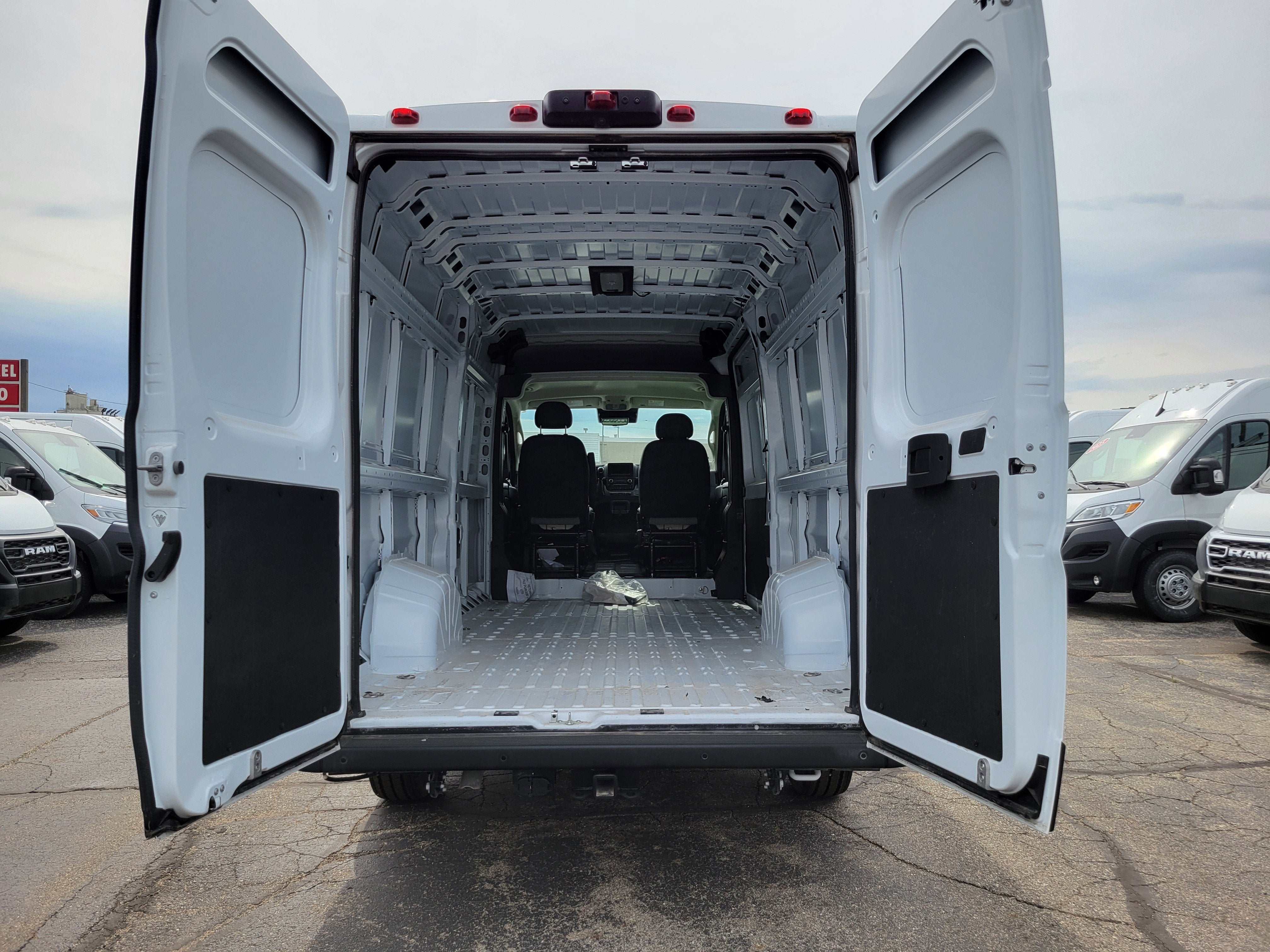 2025 RAM ProMaster 3500 Cargo Van Tradesman High Roof 159' WB EXT