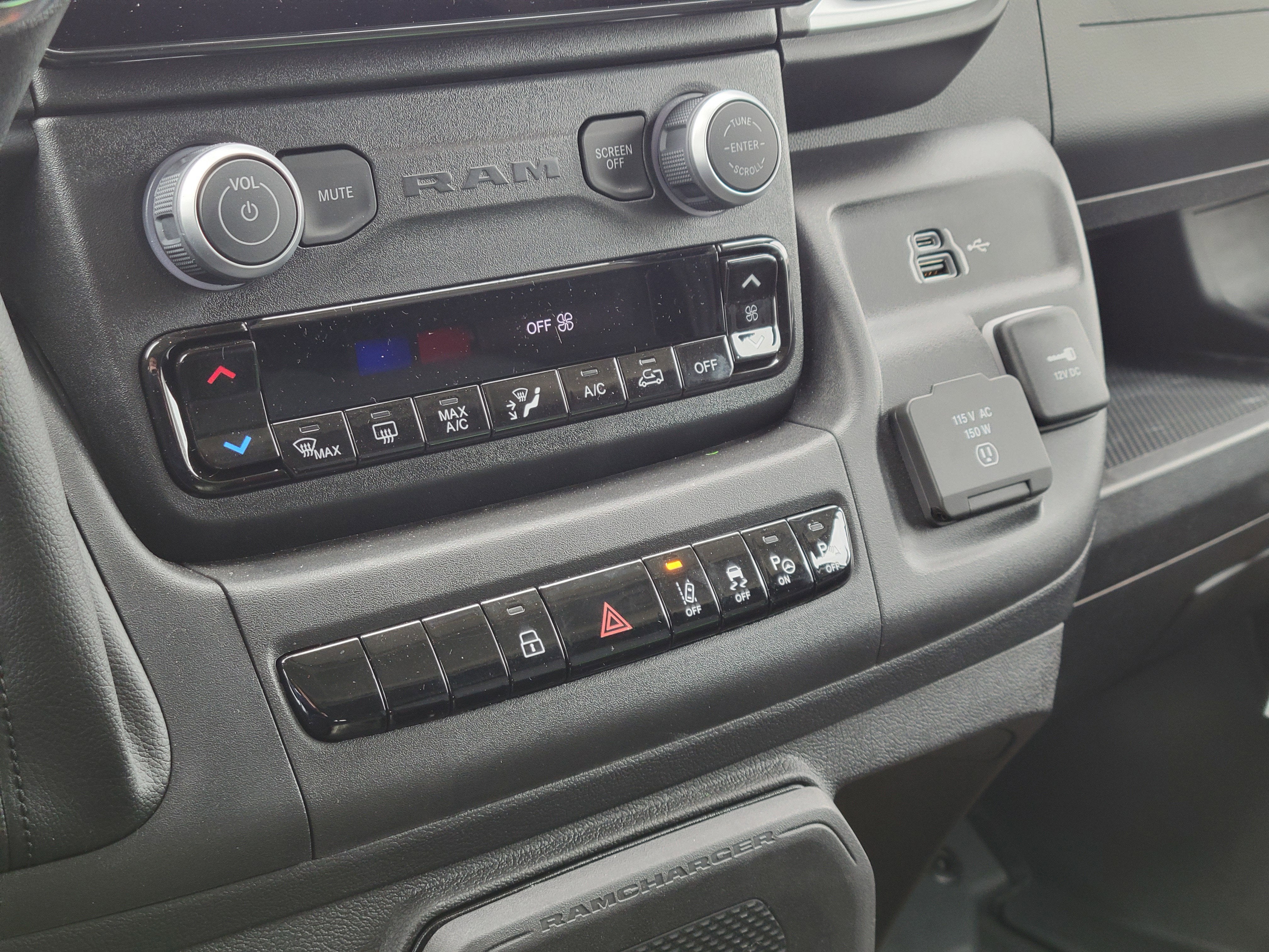 2025 RAM ProMaster 3500 Cargo Van SLT+ High Roof 159' WB EXT