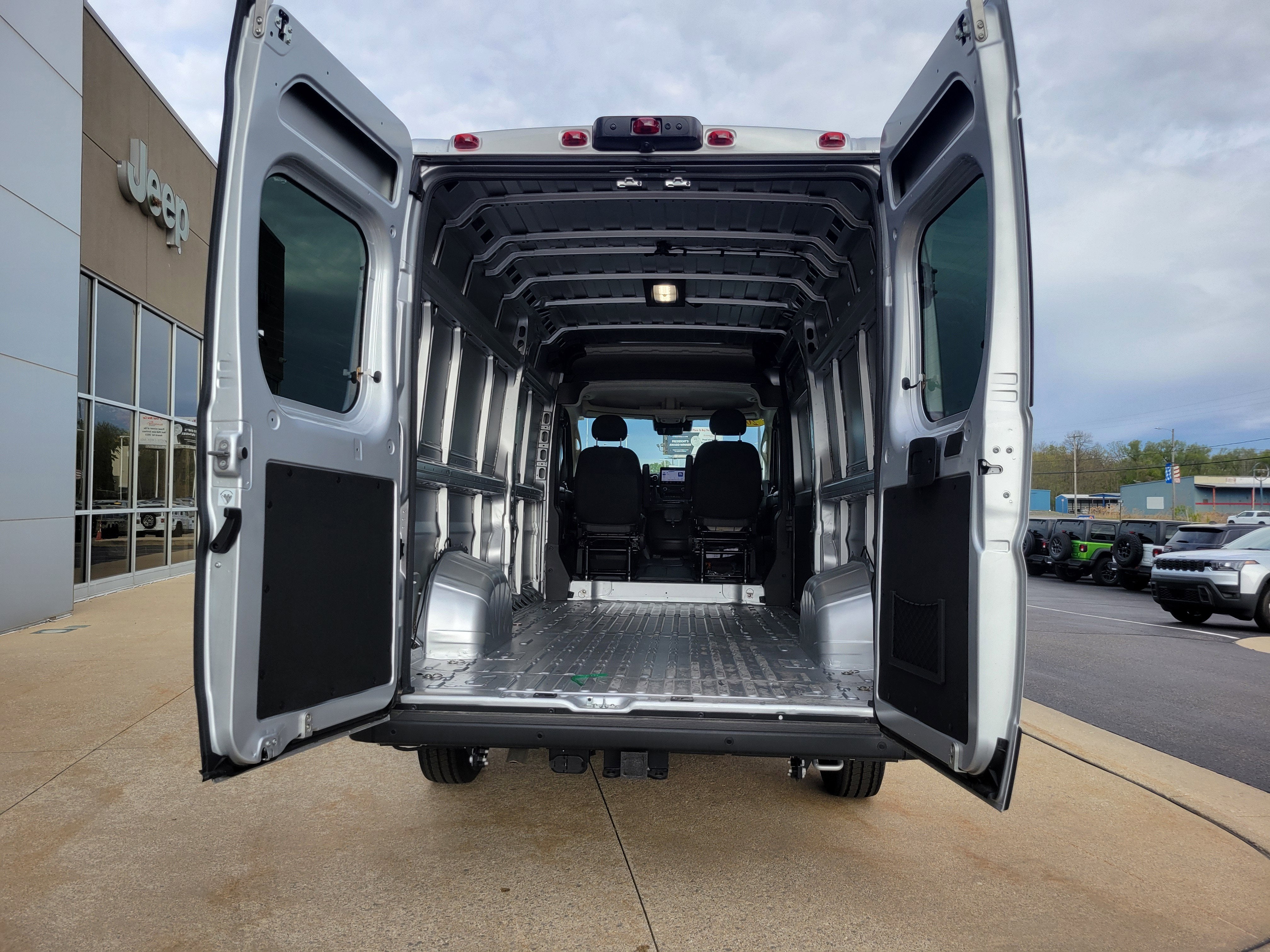 2025 RAM ProMaster 3500 Cargo Van SLT+ High Roof 159' WB EXT