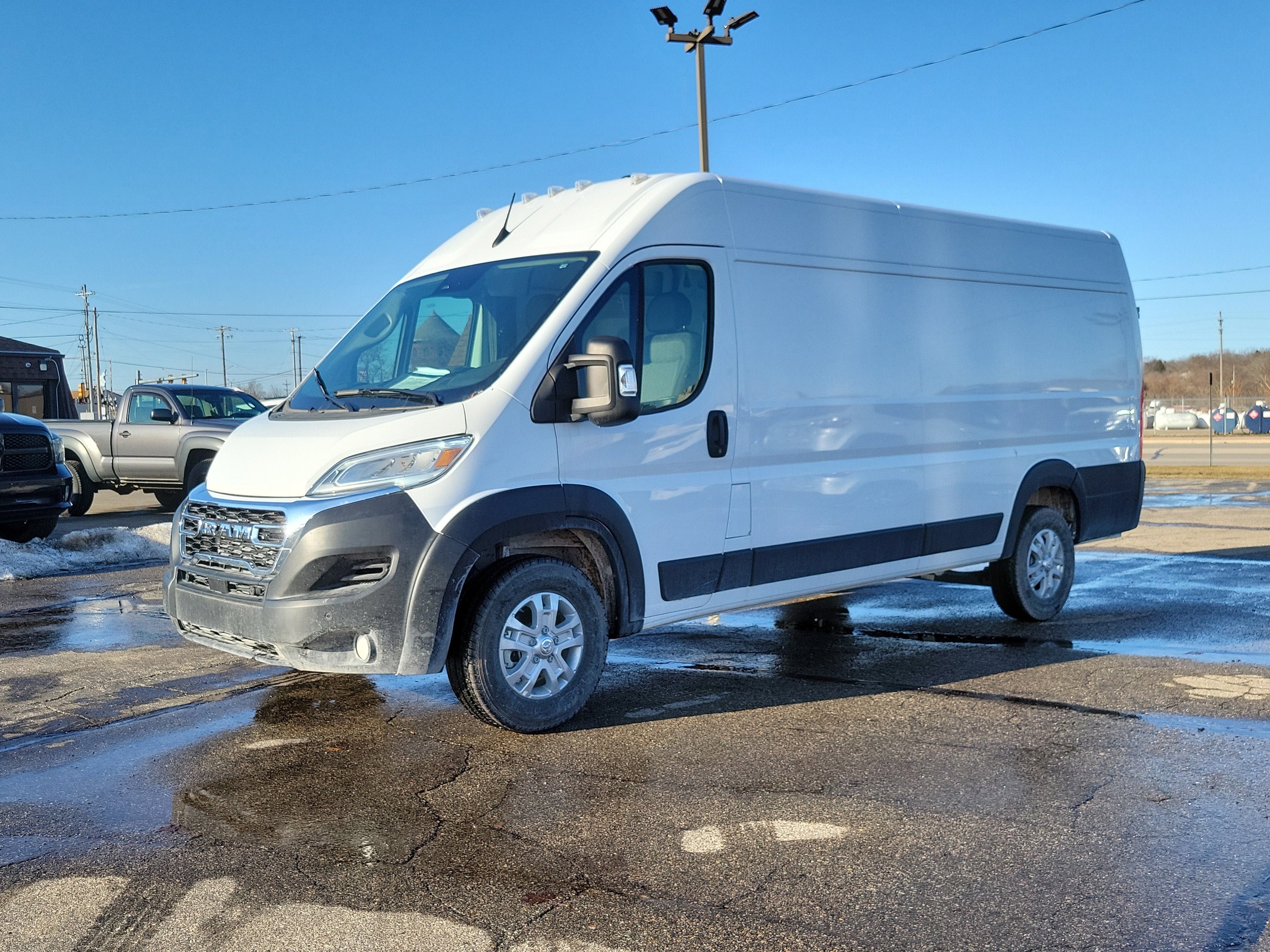 2025 RAM ProMaster 3500 Cargo Van SLT High Roof 159' WB EXT
