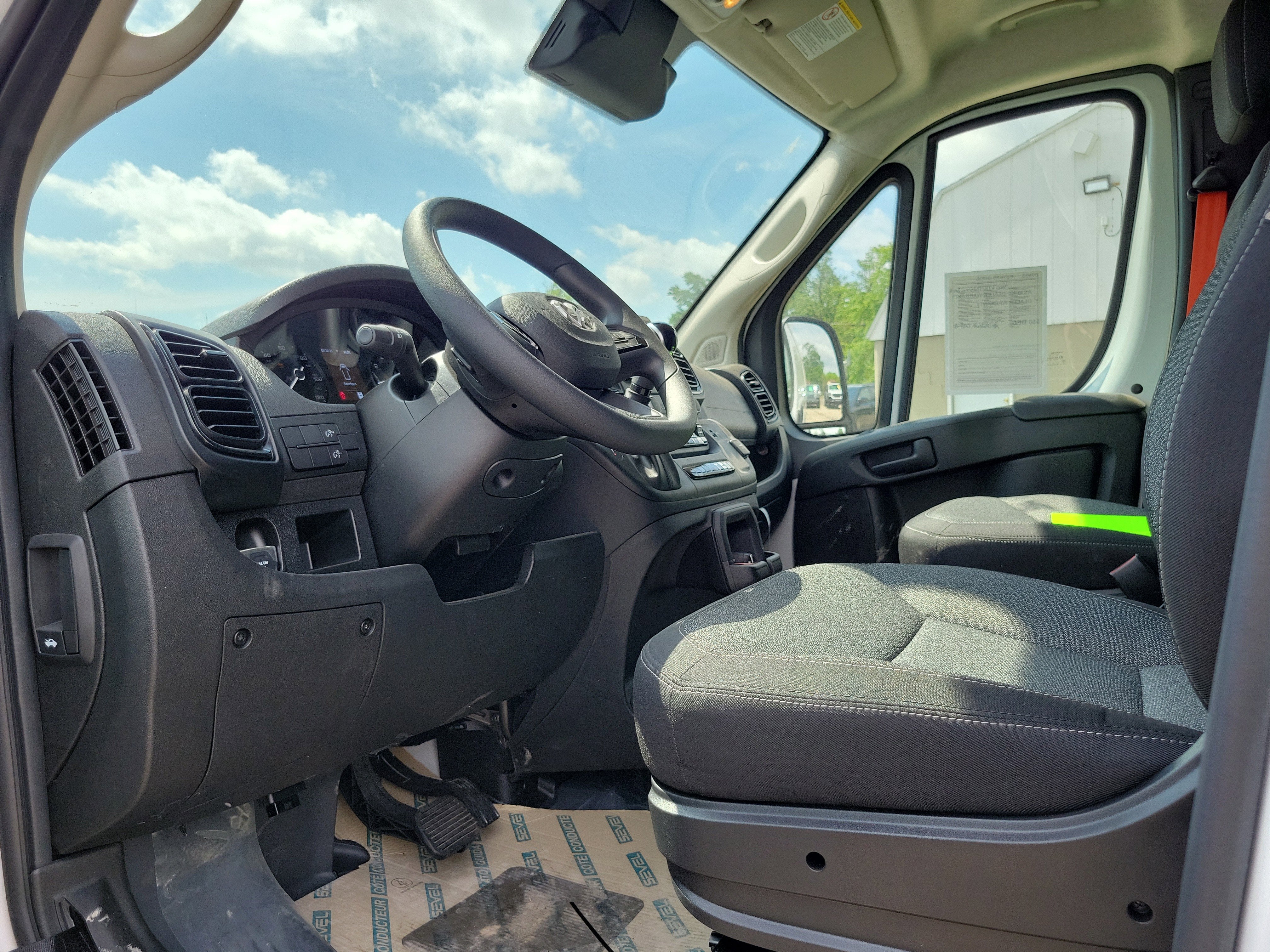 2025 RAM ProMaster 3500 Cargo Van Tradesman Super High Roof 159' WB EXT w/Pass Seat