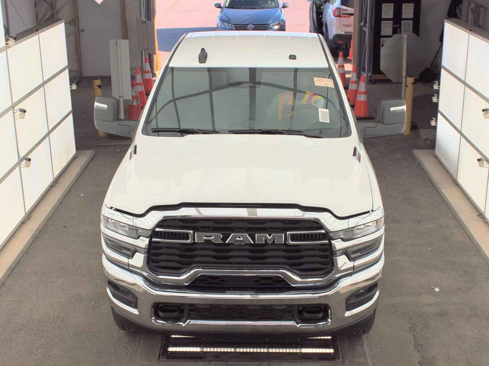 2025 RAM 2500 Tradesman Crew Cab 4x4 6'4' Box