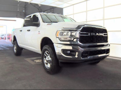 2023 RAM 2500 Tradesman Crew Cab 4x4 6'4' Box