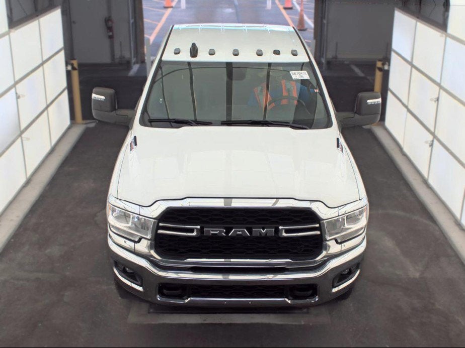 2023 RAM 2500 Tradesman Crew Cab 4x4 6'4' Box
