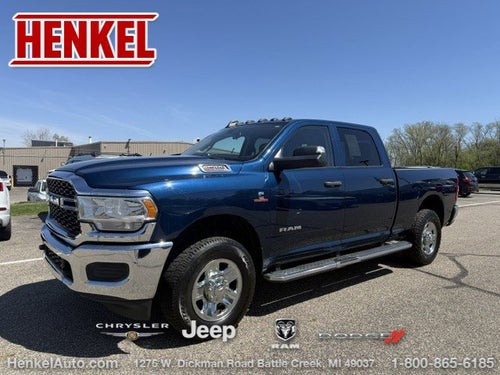 2020 RAM 2500 Tradesman Crew Cab 4x4 6'4' Box