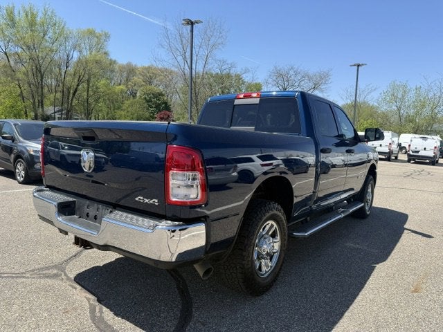 2020 RAM 2500 Tradesman Crew Cab 4x4 6'4' Box