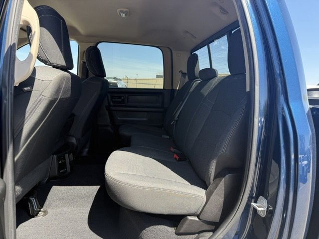 2020 RAM 2500 Tradesman Crew Cab 4x4 6'4' Box