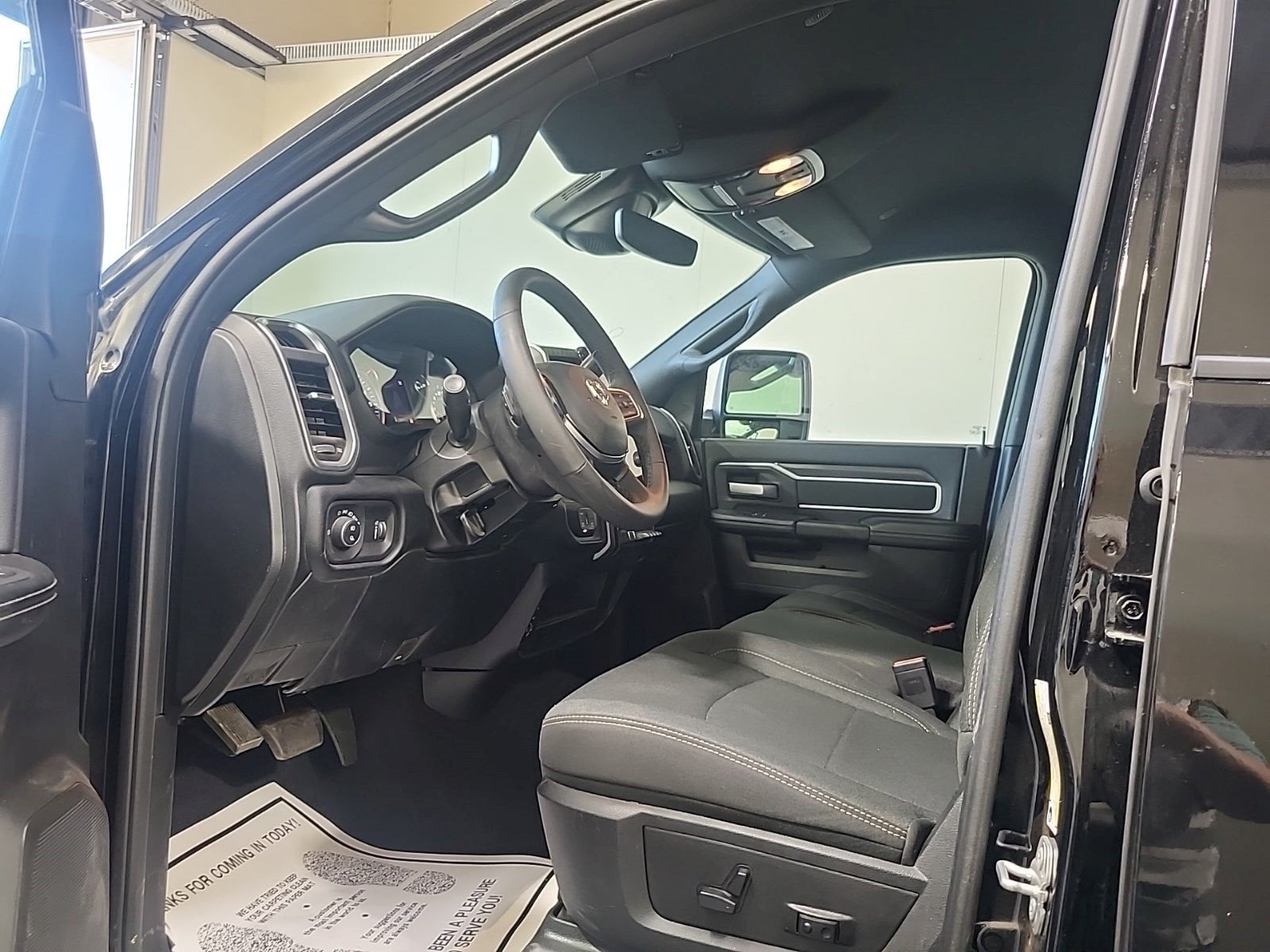 2026 RAM 2500 Big Horn Crew Cab 4x4 6'4' Box