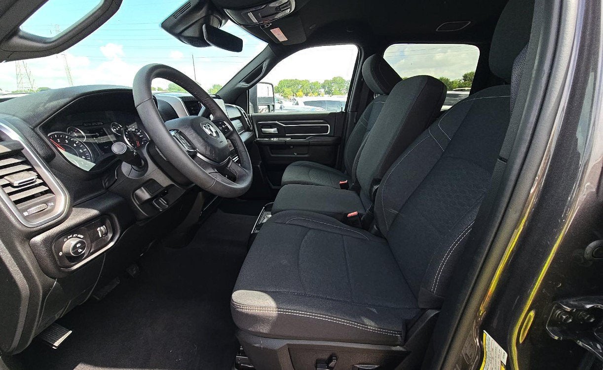 2026 RAM 2500 Big Horn Crew Cab 4x4 6'4' Box