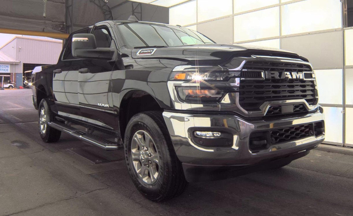 2025 RAM 2500 Big Horn Crew Cab 4x4 6'4' Box