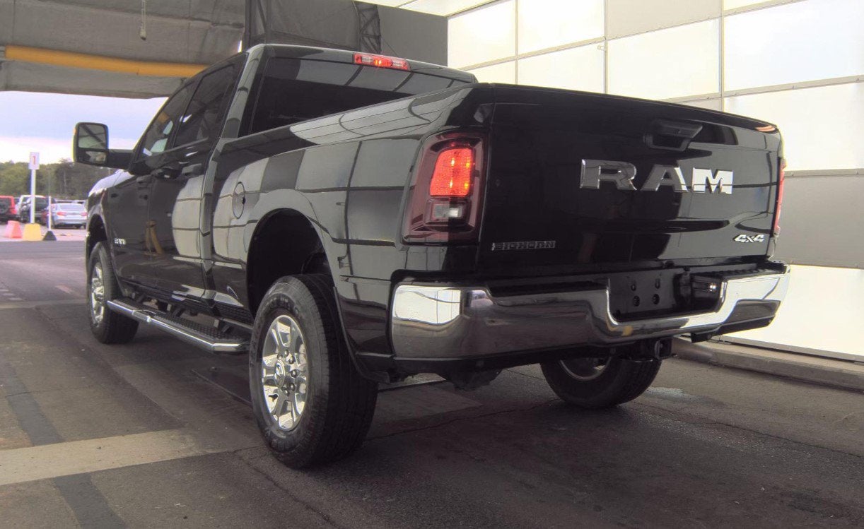2025 RAM 2500 Big Horn Crew Cab 4x4 6'4' Box
