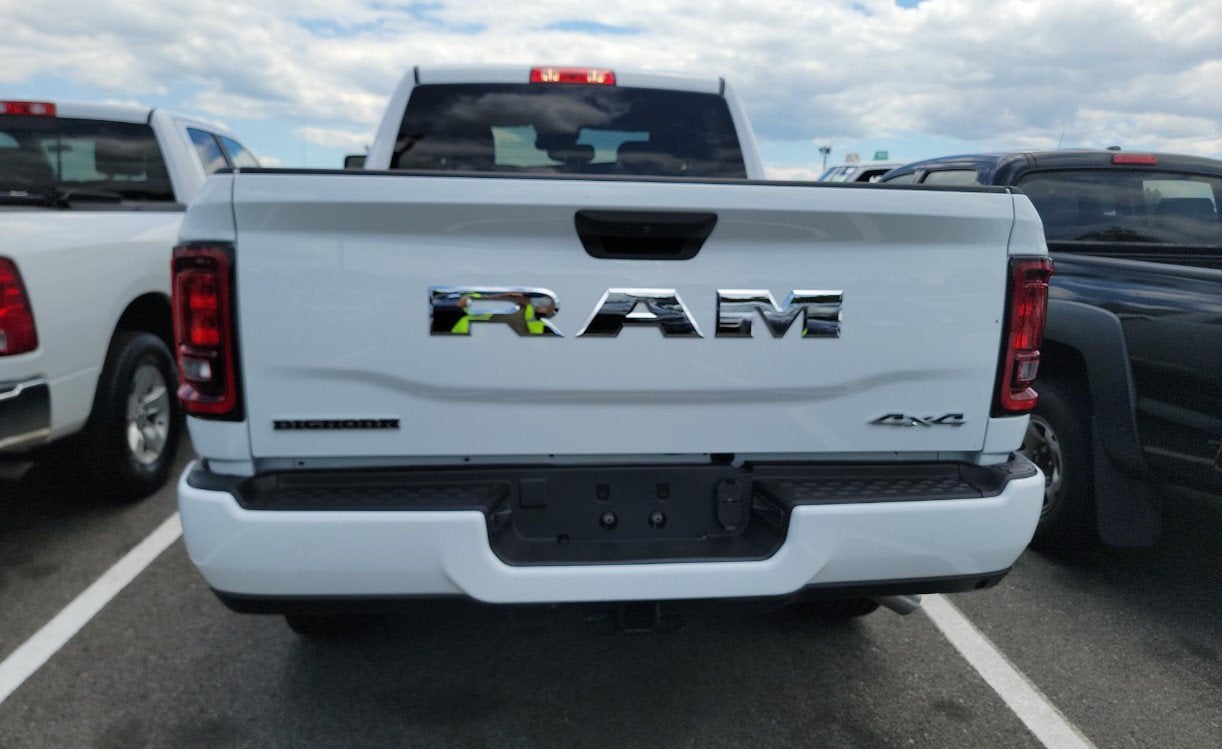 2025 RAM 2500 Big Horn Crew Cab 4x4 6'4' Box
