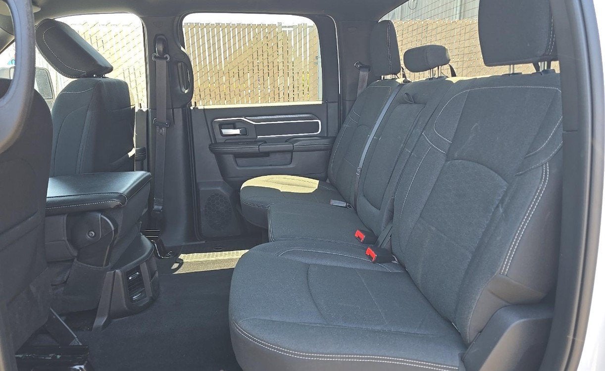 2025 RAM 2500 Big Horn Crew Cab 4x4 6'4' Box