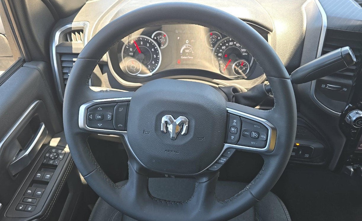 2025 RAM 2500 Big Horn Crew Cab 4x4 6'4' Box