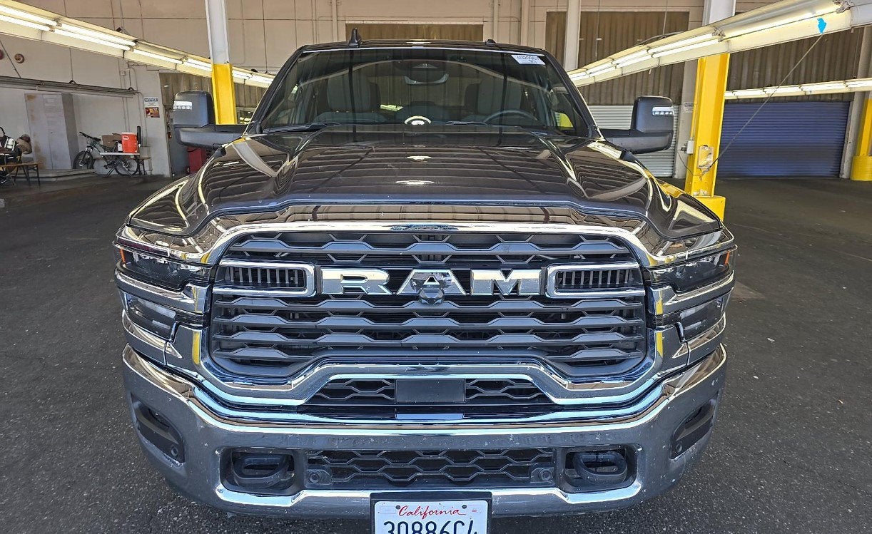 2025 RAM 2500 Big Horn Crew Cab 4x4 6'4' Box