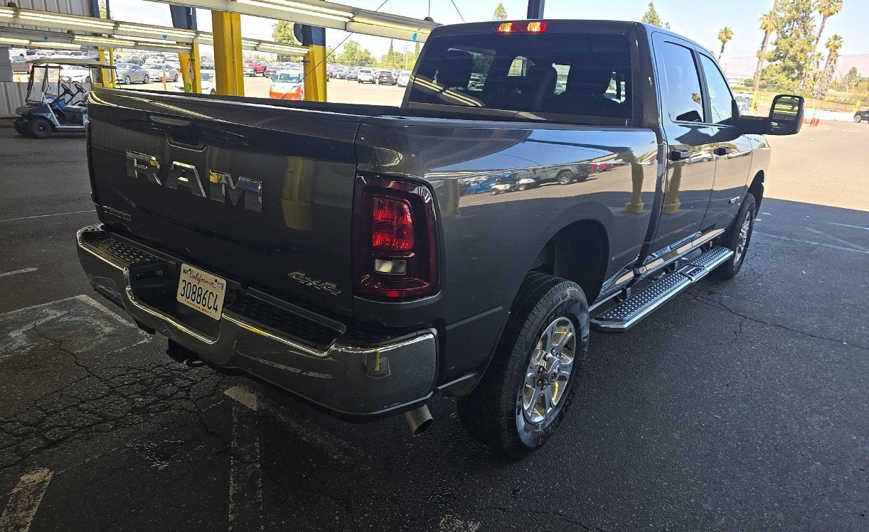 2025 RAM 2500 Big Horn Crew Cab 4x4 6'4' Box