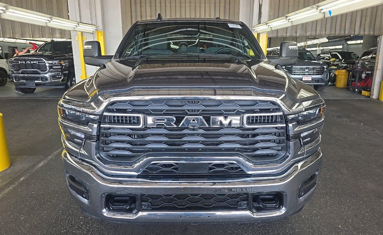 2025 RAM 2500 Big Horn Crew Cab 4x4 6'4' Box