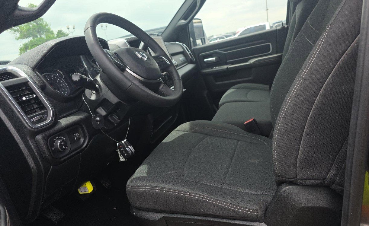 2026 RAM 2500 Big Horn Crew Cab 4x4 6'4' Box