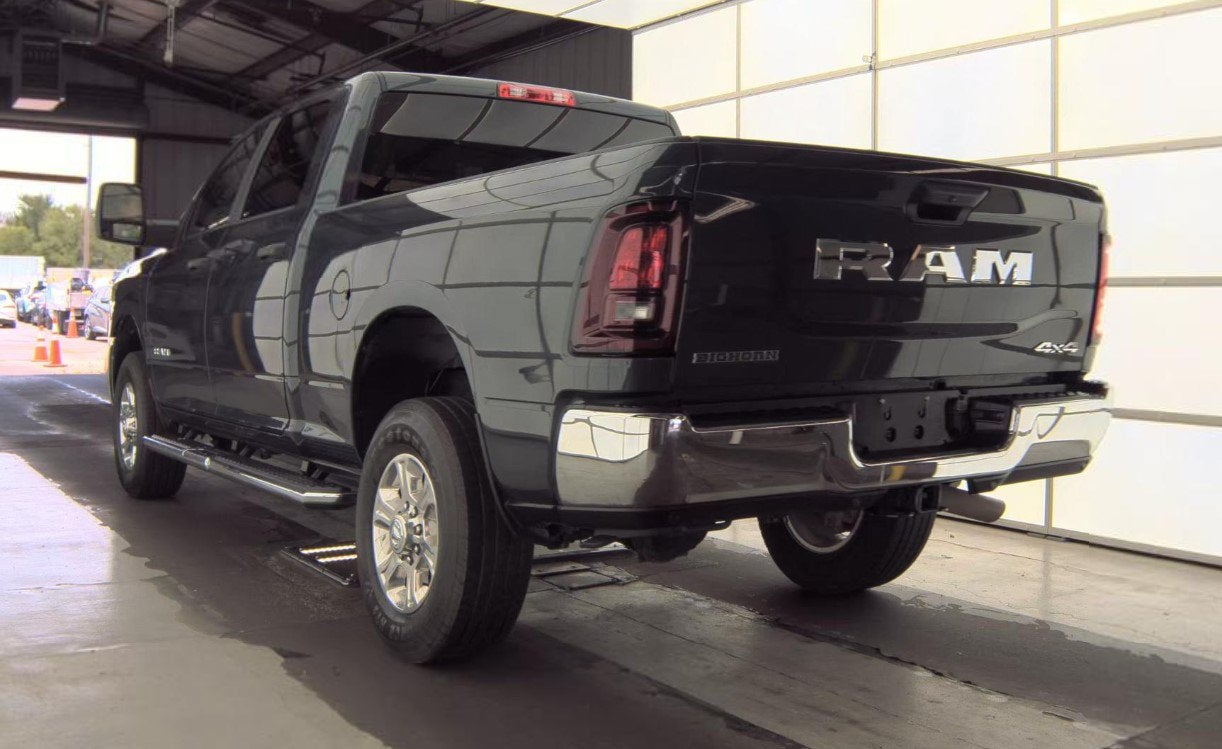 2026 RAM 2500 Big Horn Crew Cab 4x4 6'4' Box