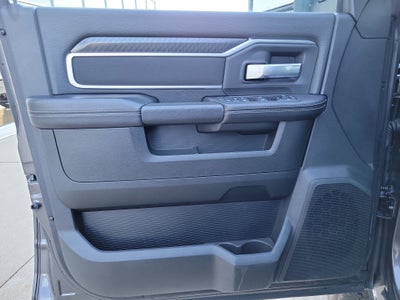 2025 RAM 2500 Big Horn Crew Cab 4x4 6'4' Box