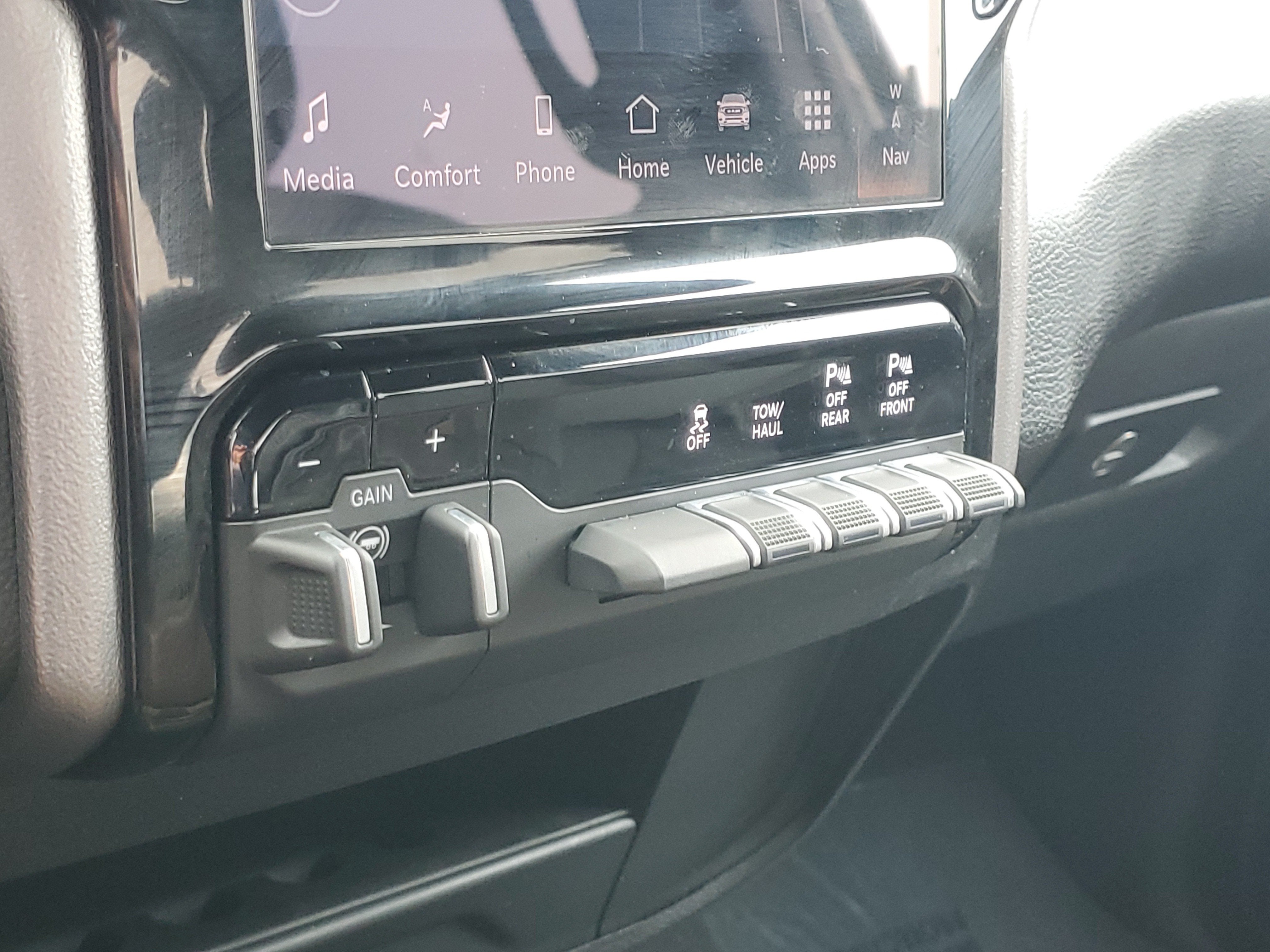 2026 RAM 2500 Big Horn Crew Cab 4x4 6'4' Box