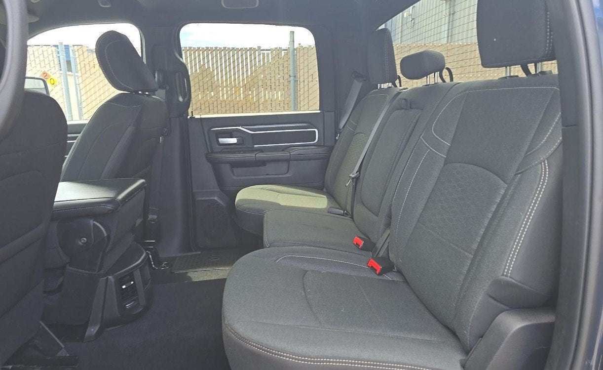 2025 RAM 2500 Big Horn Crew Cab 4x4 6'4' Box