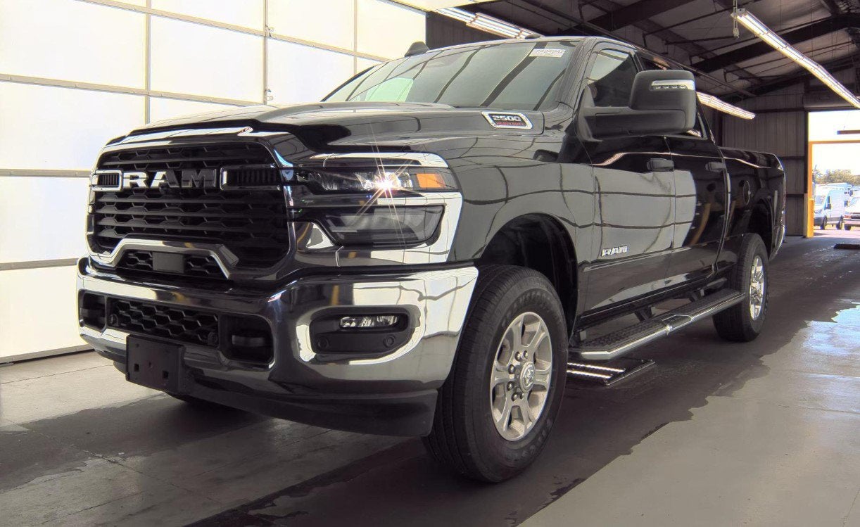 2025 RAM 2500 Big Horn Crew Cab 4x4 6'4' Box