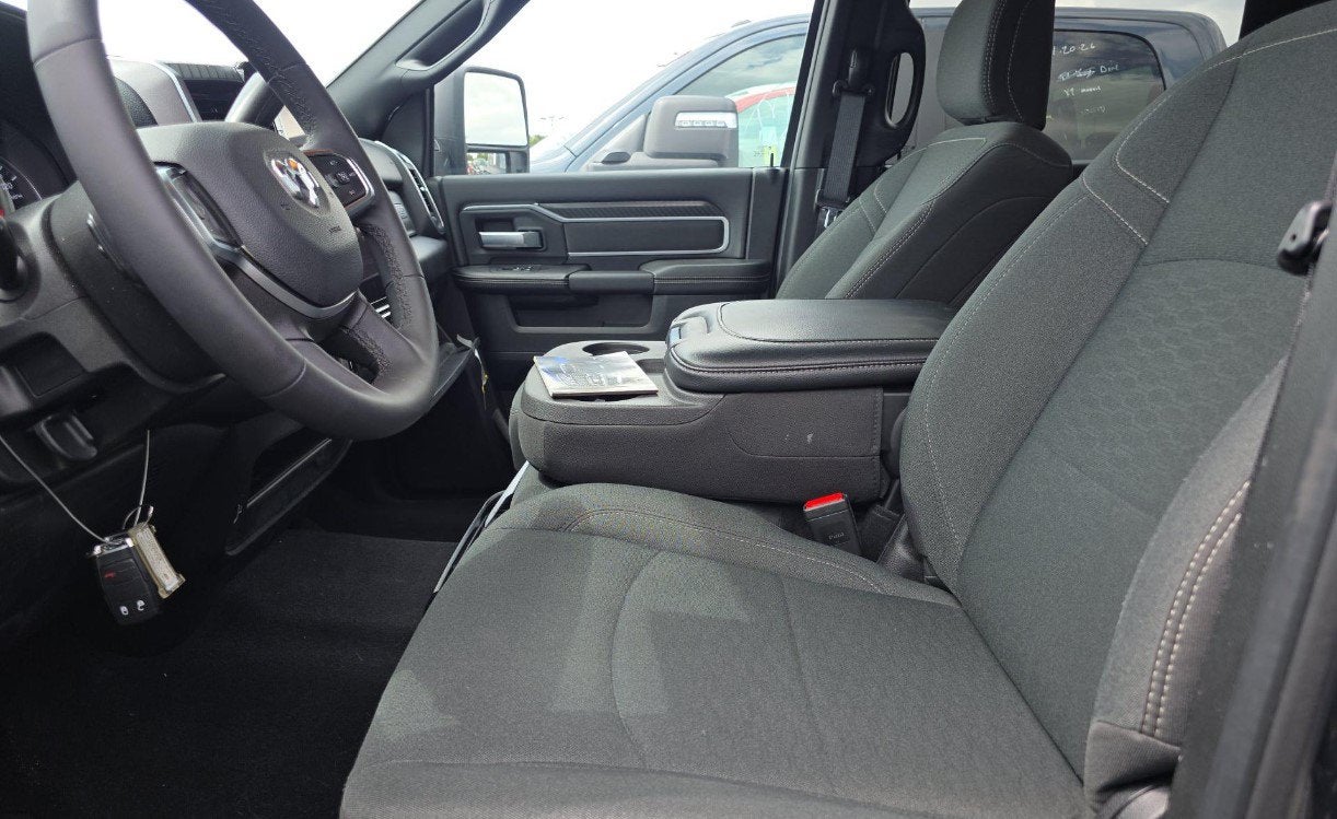 2026 RAM 2500 Big Horn Crew Cab 4x4 6'4' Box