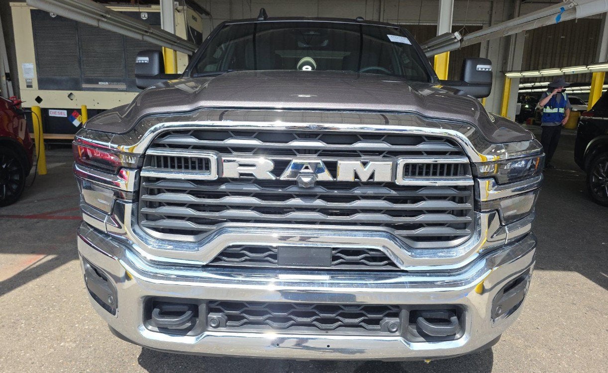 2025 RAM 2500 Big Horn Crew Cab 4x4 6'4' Box