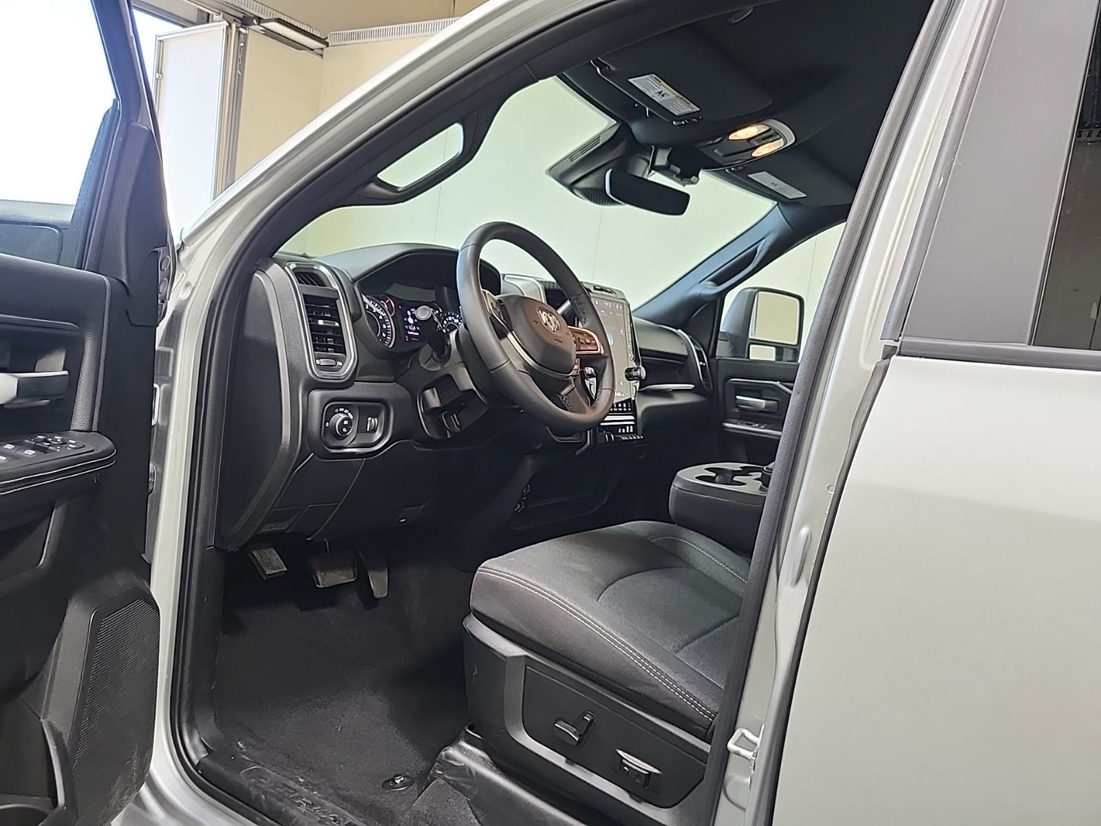 2026 RAM 2500 Big Horn Crew Cab 4x4 6'4' Box