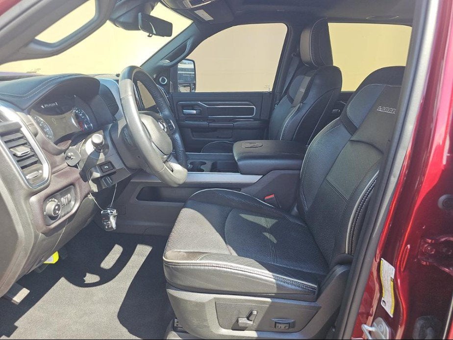 2024 RAM 2500 Laramie Crew Cab 4x4 6'4' Box