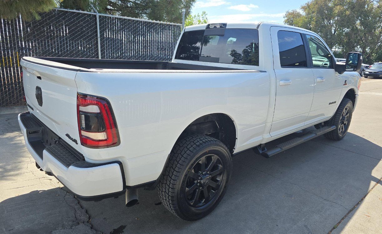 2023 RAM 2500 Laramie Crew Cab 4x4 6'4' Box