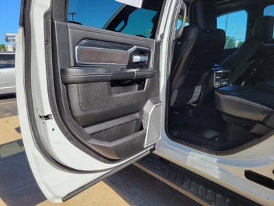 2024 RAM 2500 Laramie Crew Cab 4x4 6'4' Box