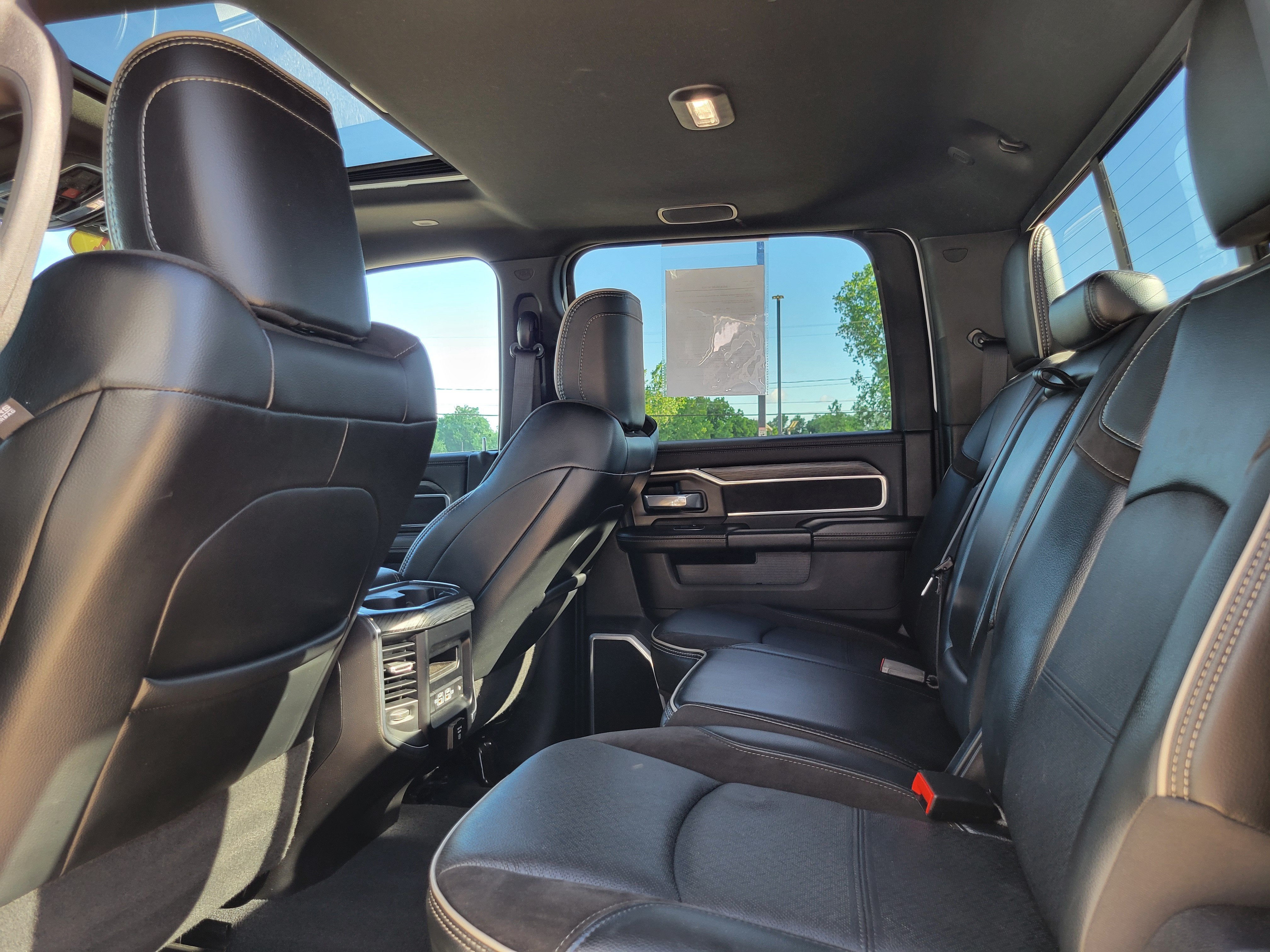 2024 RAM 2500 Laramie Crew Cab 4x4 6'4' Box