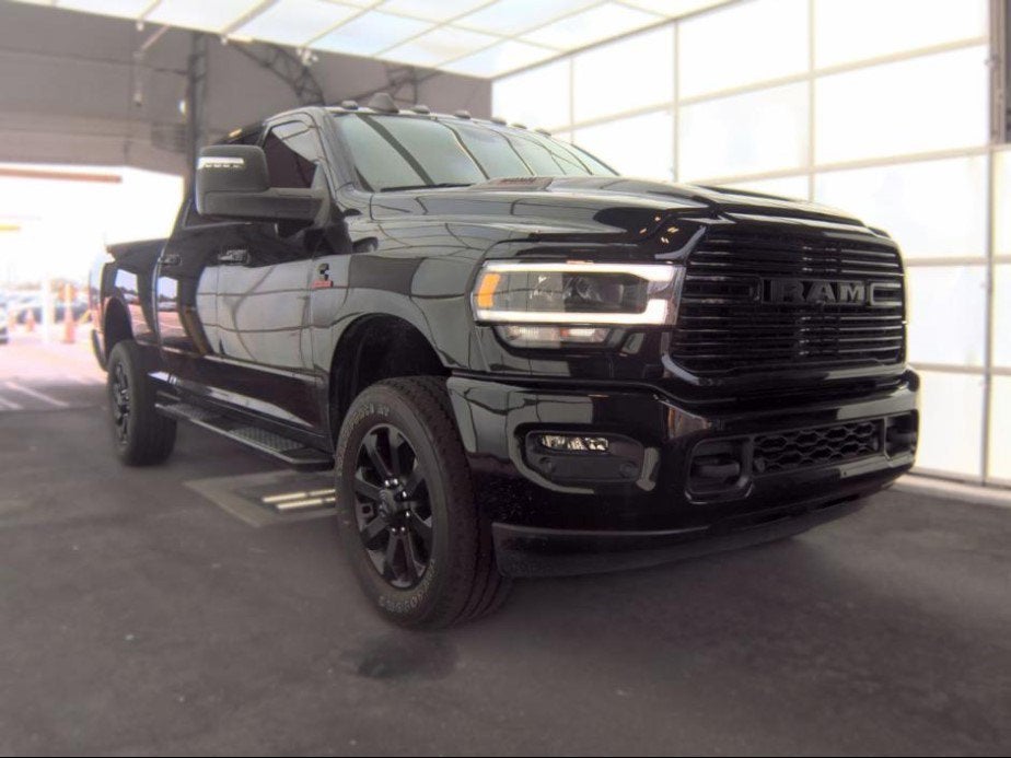 2024 RAM 2500 Laramie Crew Cab 4x4 6'4' Box