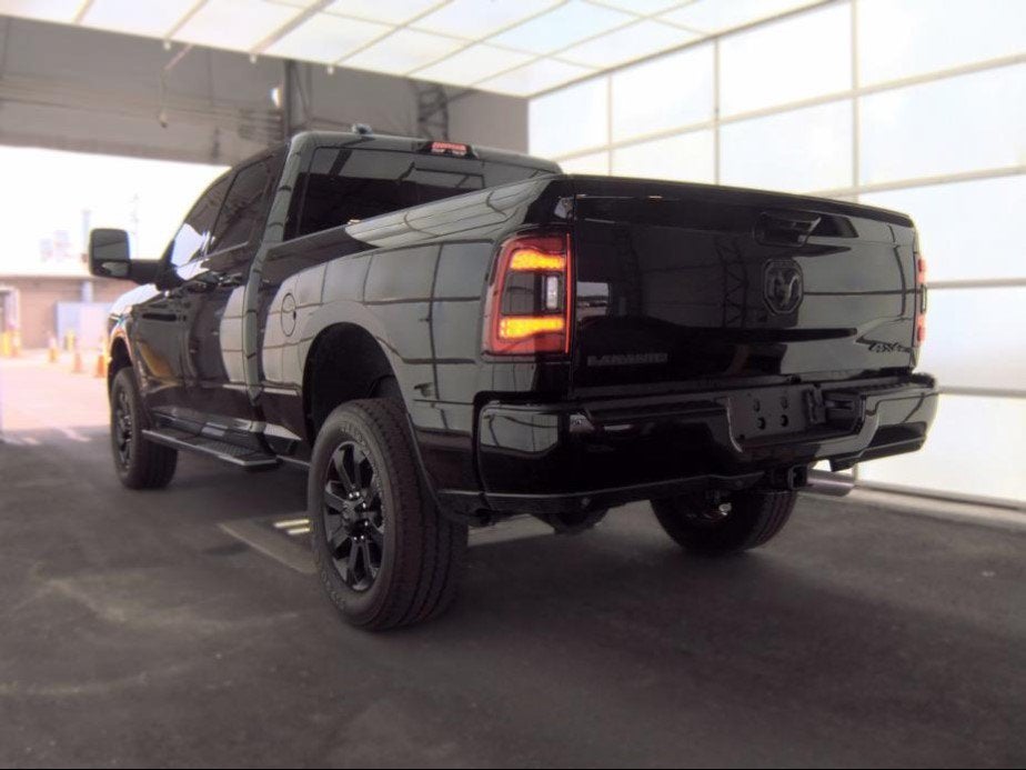 2024 RAM 2500 Laramie Crew Cab 4x4 6'4' Box